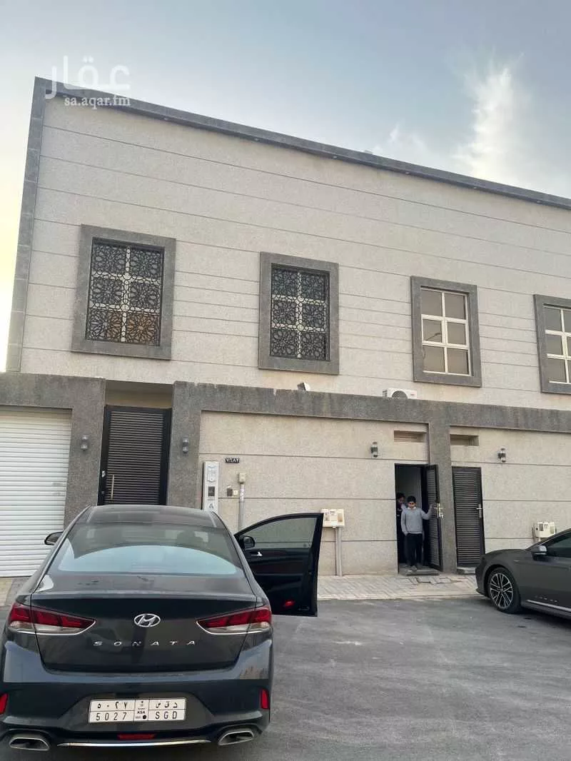 فيلا للإيجار في شارع عمر الهواري ، حي القيروان ، الرياض ، منطقة الرياض 1 صورة