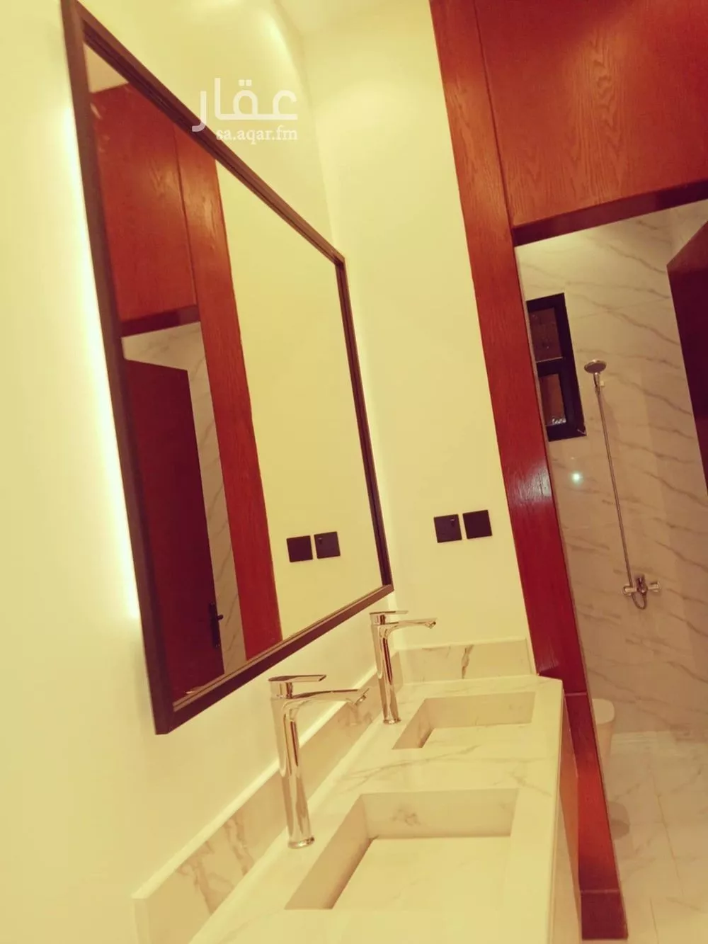 فيلا للبيع في شارع الحسين بن رواحة, حي الرمال, مدينة الرياض, منطقة الرياض 1 صورة