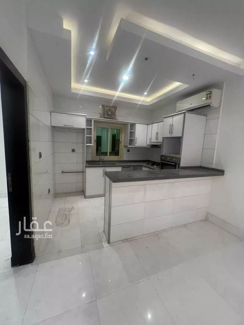 شقة للإيجار في شارع العكرش, حي النزهة, مدينة جدة, منطقة مكة المكرمة 1 صورة