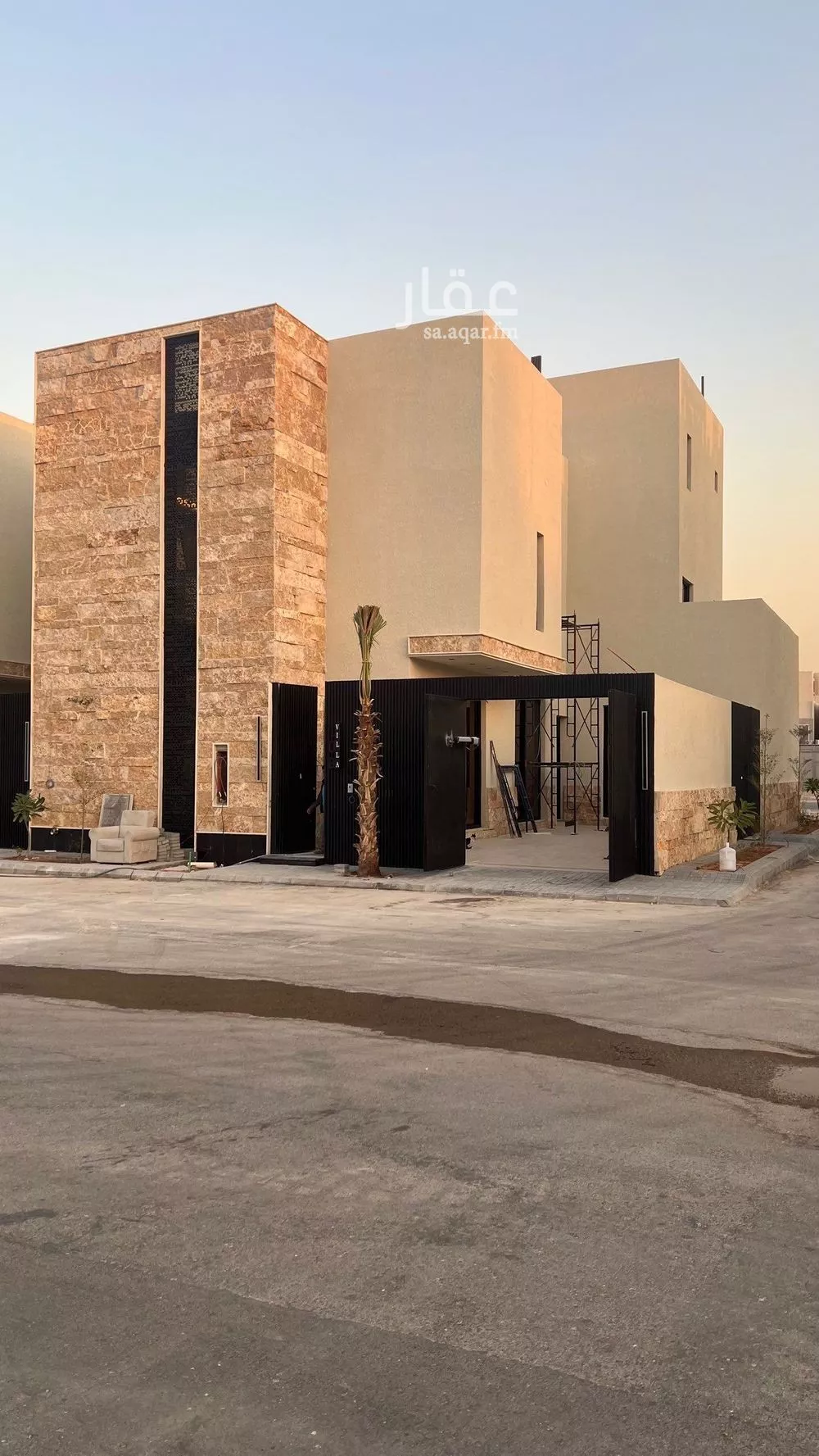 فيلا للبيع في شارع عبدالله النحوي, حي المهدية, مدينة الرياض, منطقة الرياض 1 صورة