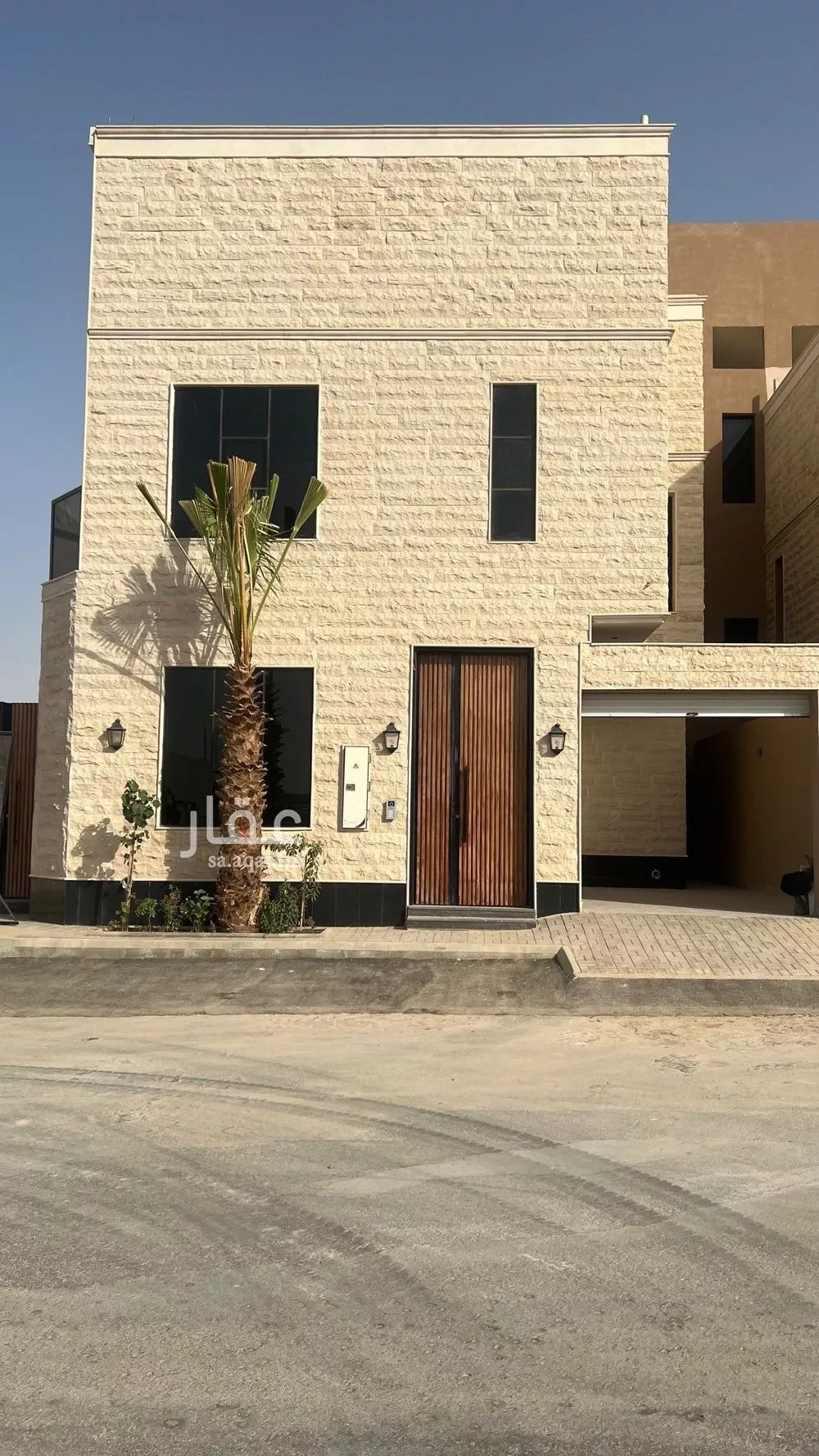 فيلا للبيع في شارع عبدالله النحوي, حي المهدية, مدينة الرياض, منطقة الرياض 1 صورة