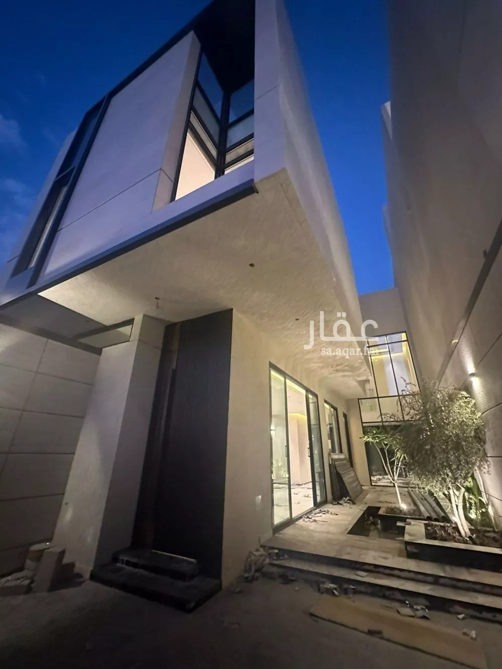 فيلا للبيع في شارع أبي القاسم الحريري, حي النرجس, مدينة الرياض, منطقة الرياض 1 صورة