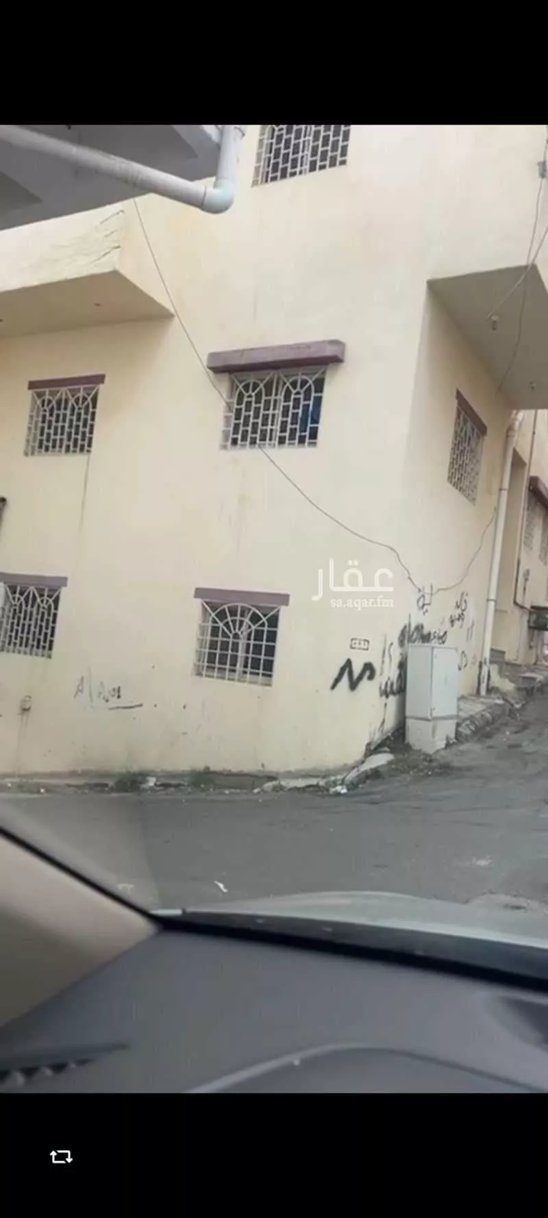 عمارة للبيع في حي وسط المدينة ، أبها ، منطقة عسير 1 صورة