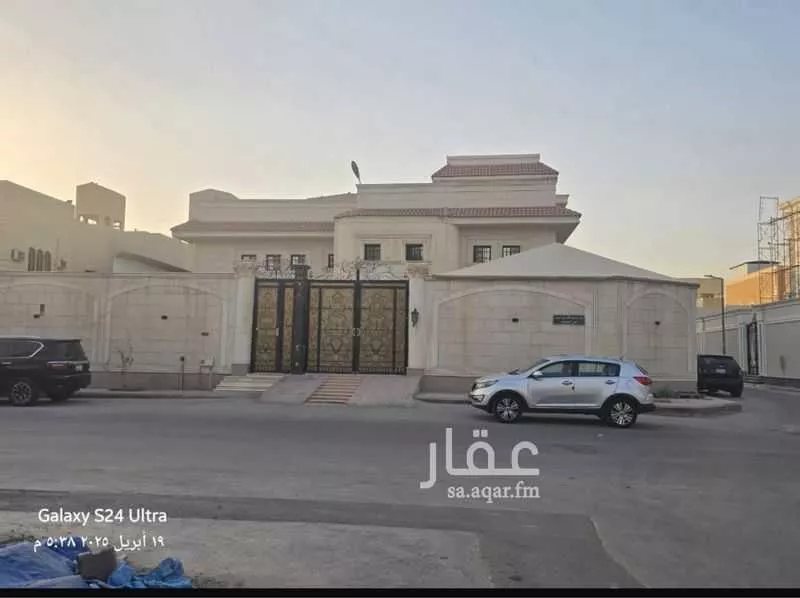 فيلا للبيع في شارع عبدالله بن حسن آل الشيخ, حي المصيف, مدينة الرياض, منطقة الرياض 1 صورة