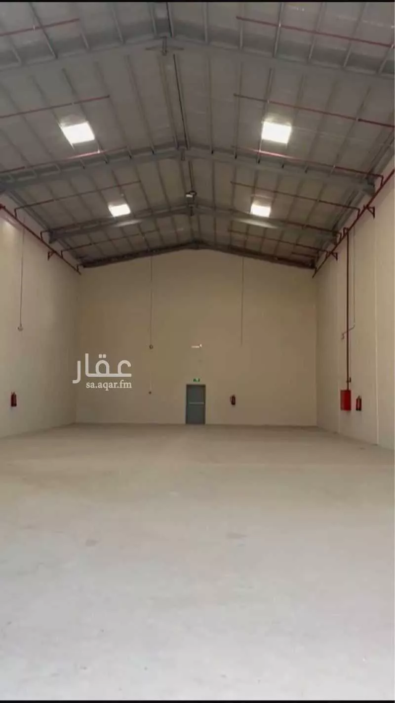 مستودع للإيجار في شارع وادي الشاطئ, حي الدار البيضاء, مدينة الرياض, منطقة الرياض 1 صورة