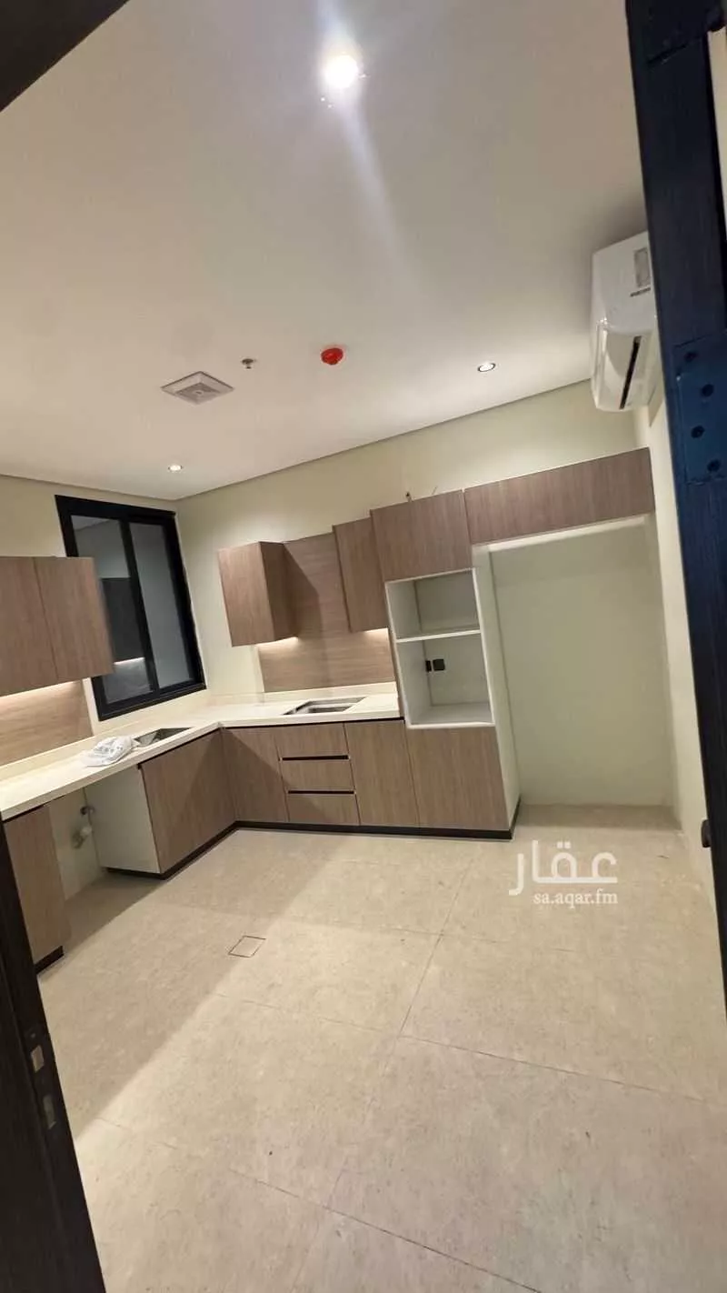 شقة للبيع في شارع احمد بن عجيان, حي طيبة, مدينة الدمام, المنطقة الشرقية 1 صورة