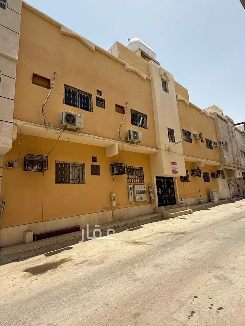 عمارة للبيع في شارع عبدالرحمن الشعبي, حي سكيرينة, مدينة الرياض, منطقة الرياض 1 صورة