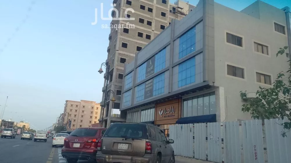 مكتب تجاري للإيجار في شارع طريق الخليج, حي الزهور, مدينة الدمام, المنطقة الشرقية 1 صورة