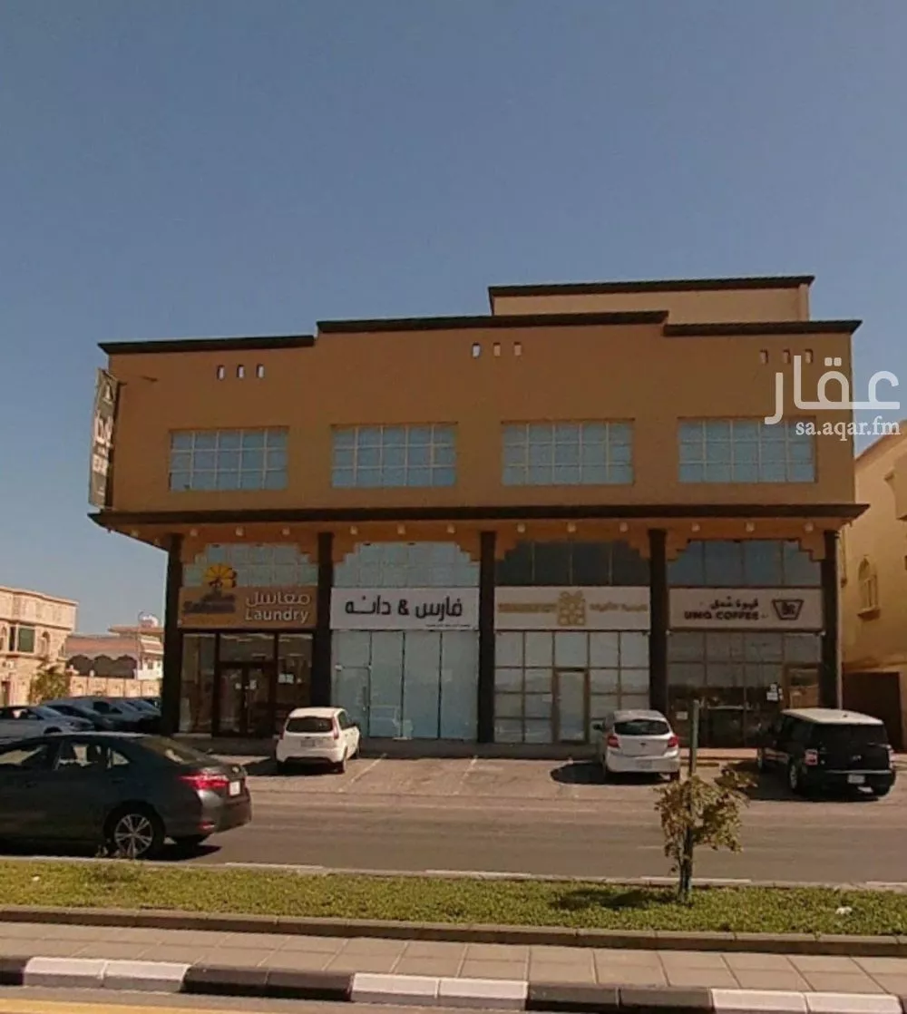 مكتب تجاري للإيجار في شارع الامام علي بن ابي طالب, حي الجامعيين, مدينة الدمام, المنطقة الشرقية 1 صورة