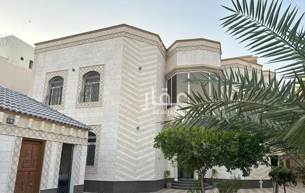 فيلا للبيع في شارع ثابت ابن ربيعة, حي الشعلة, مدينة الدمام, المنطقة الشرقية 1 صورة