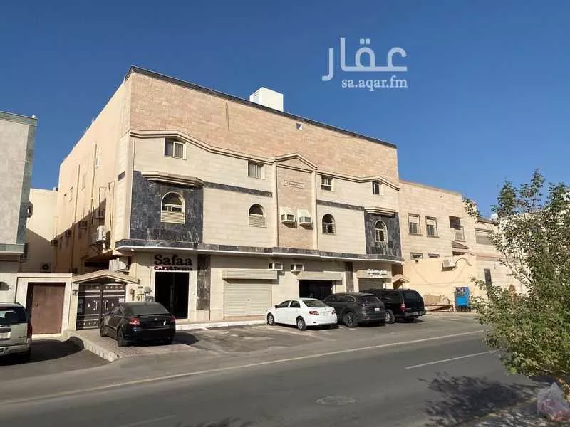 عمارة للبيع في شارع عبدالله ابن عبدالرحمن, حي وادي مذينب, مدينة المدينه المنوره, منطقة المدينة المنورة 1 صورة