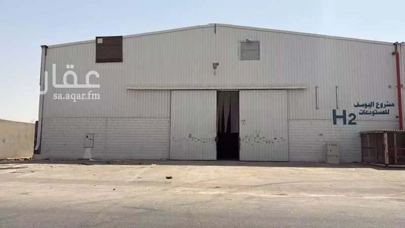 مستودع للإيجار في شارع حجر, حي السلي, مدينة الرياض, منطقة الرياض 1 صورة