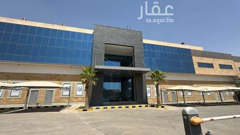 عمارة للإيجار في شارع ابي بكر الصديق الفرعي, حي النرجس, مدينة الرياض, منطقة الرياض 1 صورة