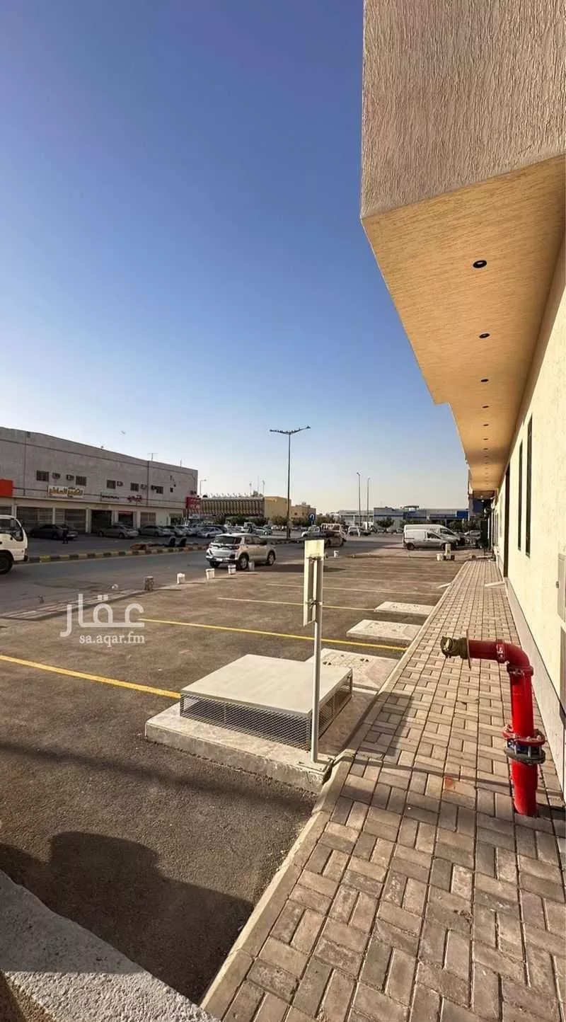 عمارة للإيجار في شارع التين, حي السعادة, مدينة الرياض, منطقة الرياض 1 صورة