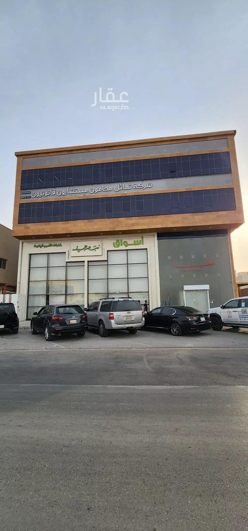 محل للإيجار في شارع عثمان بن عفان الفرعي, حي النرجس, مدينة الرياض, منطقة الرياض 1 صورة