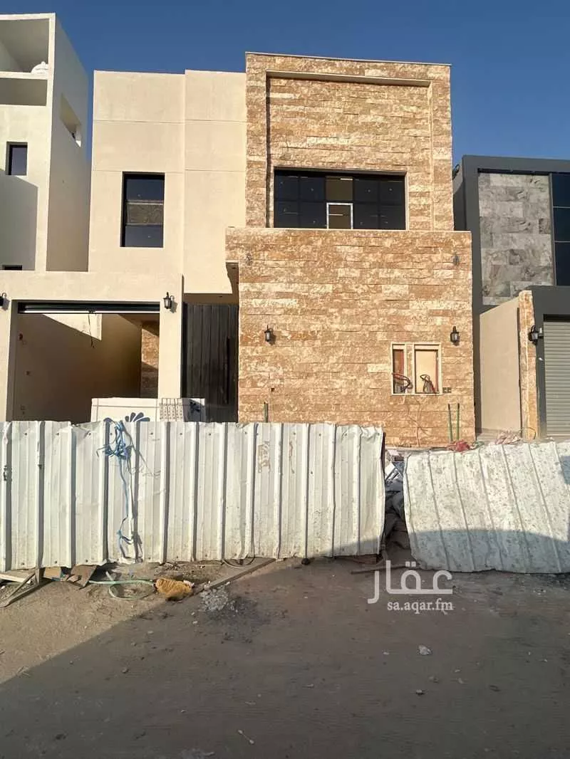 فيلا للبيع في شارع يحيى بن جزلة, حي الرمال, مدينة الرياض, منطقة الرياض 1 صورة