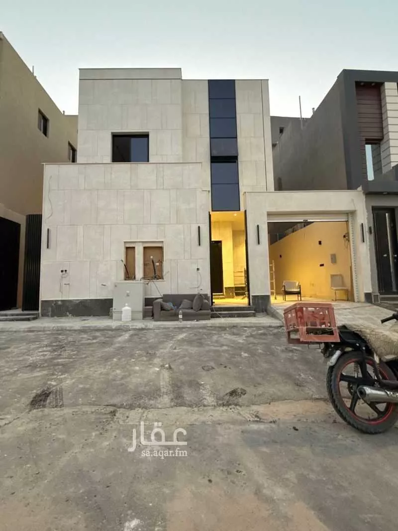 فيلا للبيع في شارع يحيى بن جزلة, حي الرمال, مدينة الرياض, منطقة الرياض 1 صورة