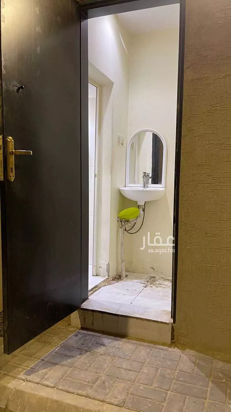 غرفة للإيجار في شارع جمال الدين أبي السعود ظهيرة ، حي الرمال ، الرياض ، منطقة الرياض 1 صورة