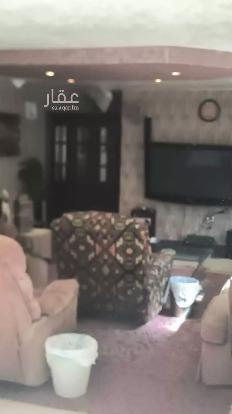 فيلا للبيع في شارع السويدة, حي الفلاح, مدينة الرياض, منطقة الرياض 1 صورة