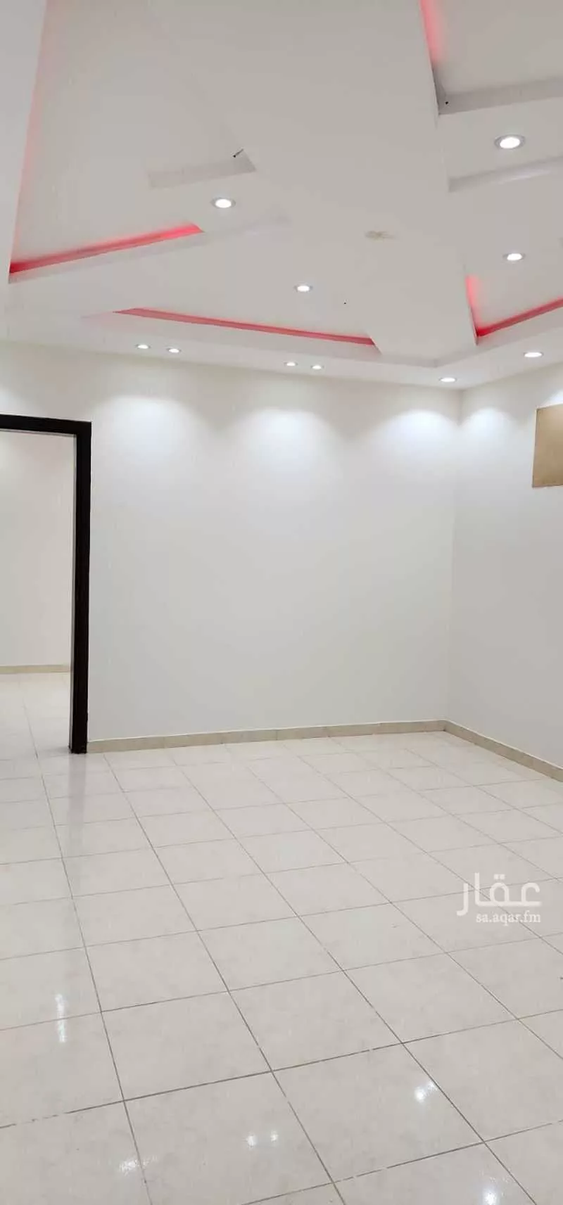شقة للبيع في شارع 4568213, حي الفيصلية الجنوبية, مدينة تبوك, منطقة تبوك 1 صورة