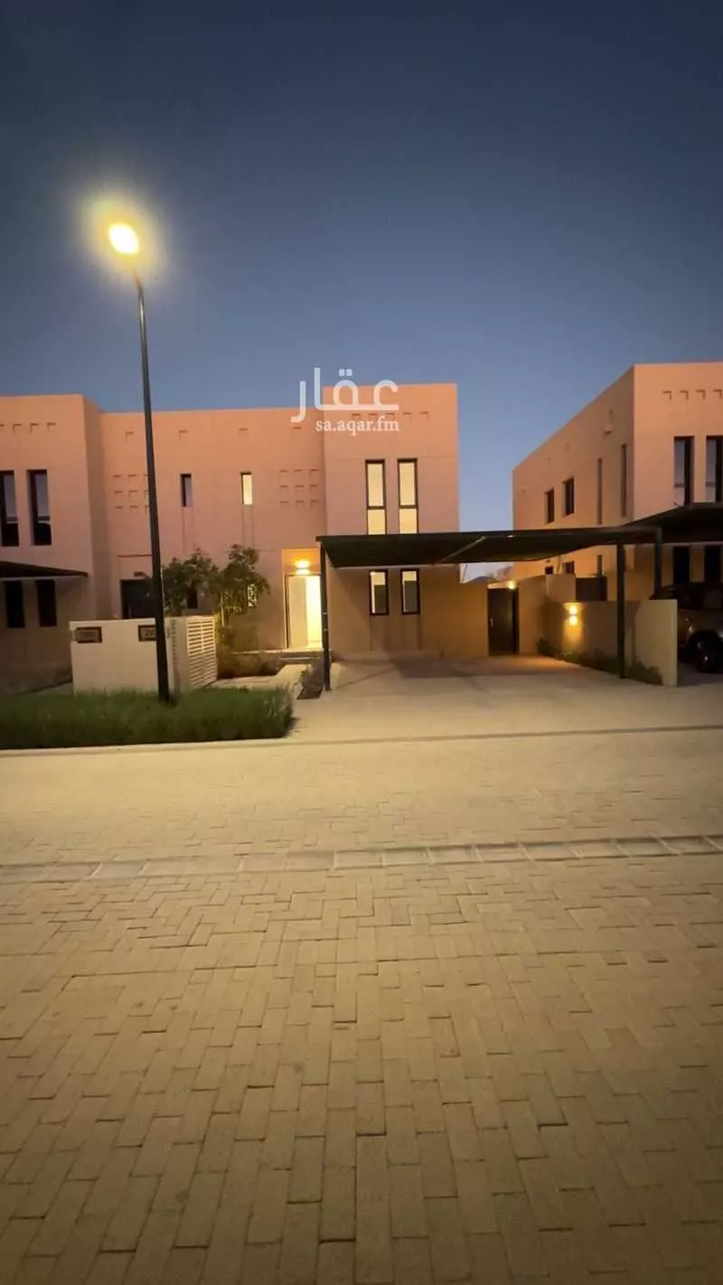 فيلا للإيجار في شارع 1102, حي سدرة, مدينة الرياض, منطقة الرياض 1 صورة