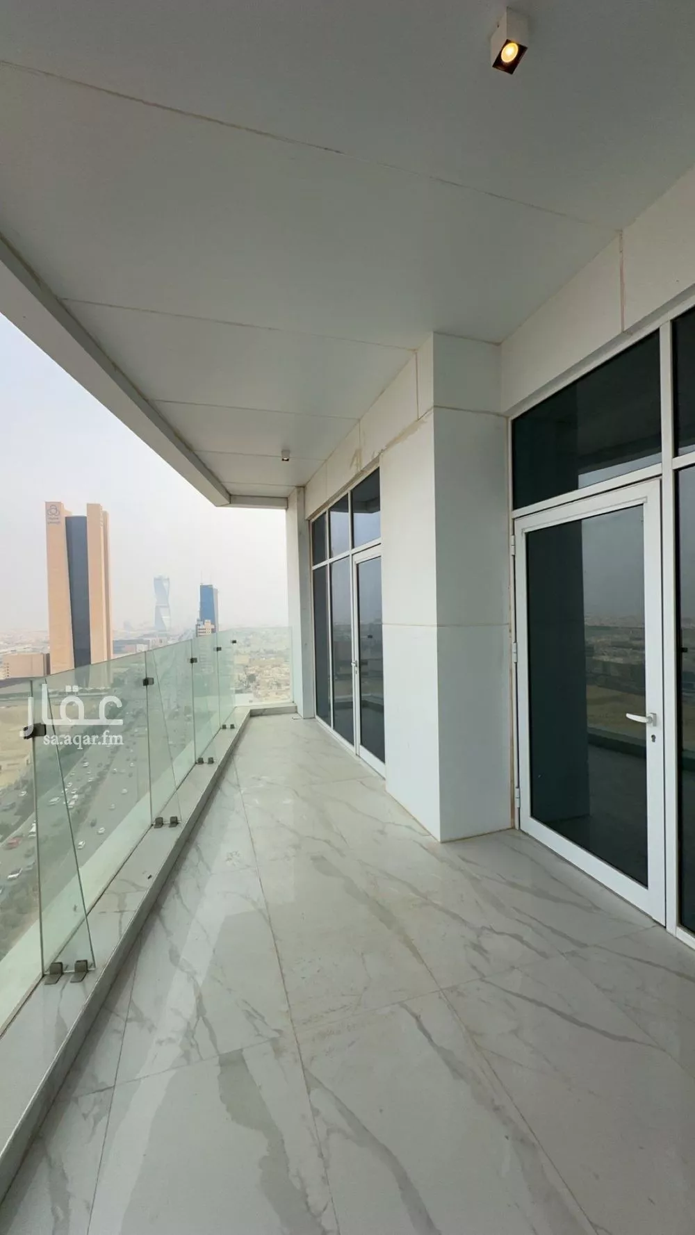 شقة للإيجار في شارع طريق الملك فهد, حي النخيل, مدينة الرياض, منطقة الرياض 1 صورة
