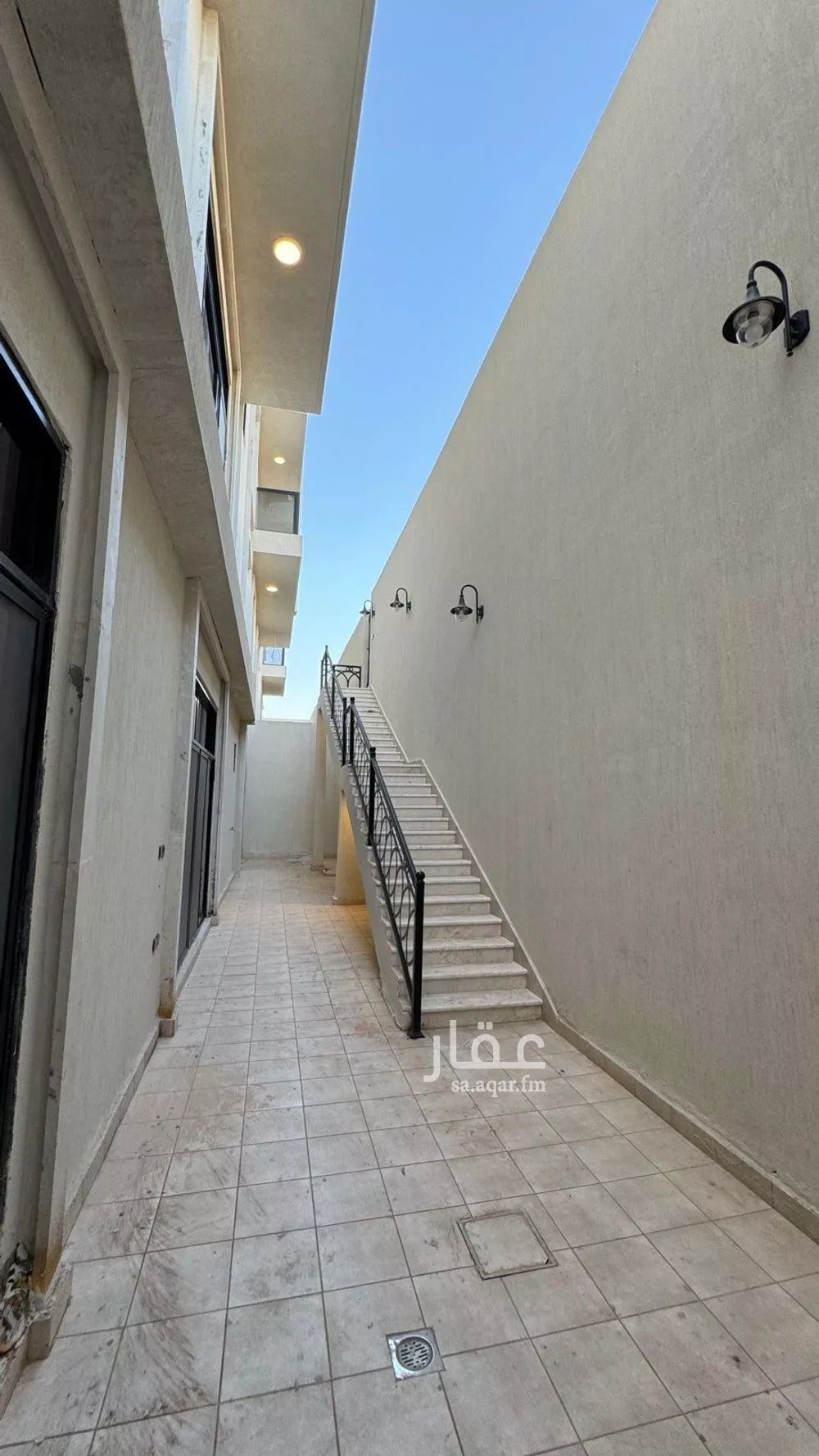 شقة للبيع في شارع ابن ابي عرفه, حي وادي مذينب, مدينة المدينه المنوره, منطقة المدينة المنورة 1 صورة