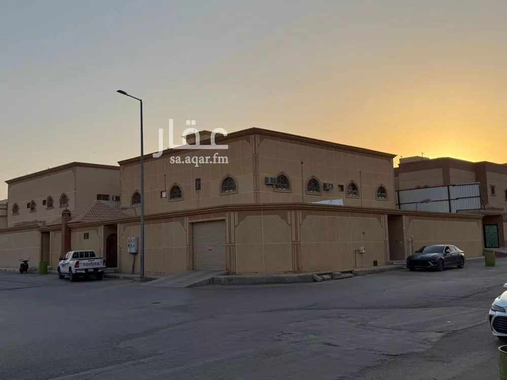 فيلا للبيع في شارع عيسى بن دينار, حي طويق, مدينة الخرج, منطقة الرياض 1 صورة