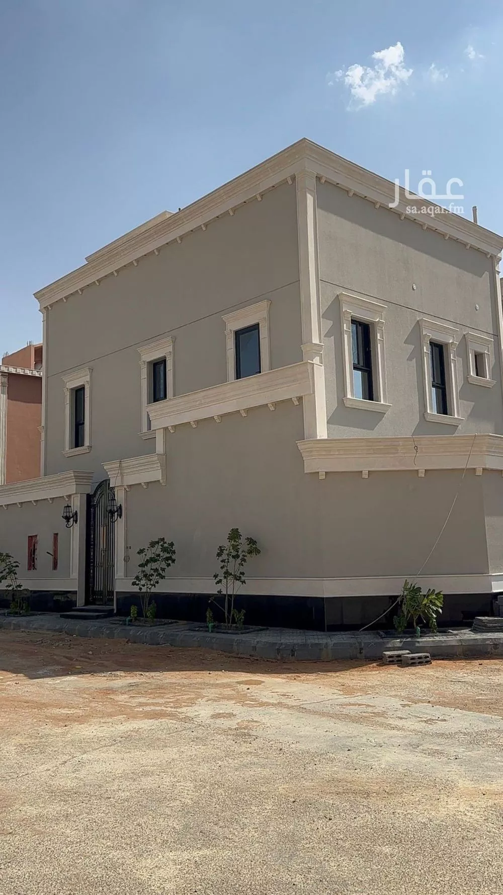 فيلا للبيع في شارع رقم 333, حي ظهرة لبن, مدينة الرياض, منطقة الرياض 1 صورة