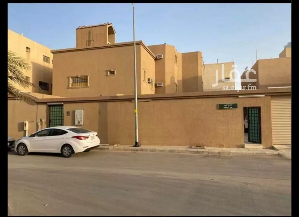 فيلا للبيع في شارع الموز, حي اليرموك, مدينة الرياض, منطقة الرياض 1 صورة