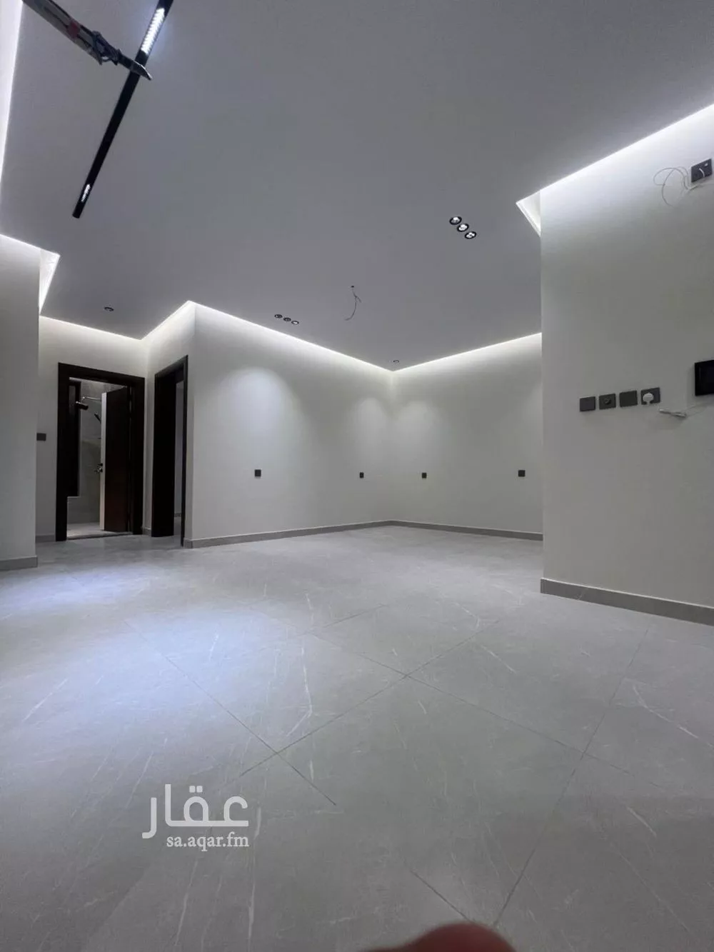 شقة للبيع في شارع السادي, حي الروضة, مدينة جدة, منطقة مكة المكرمة 1 صورة