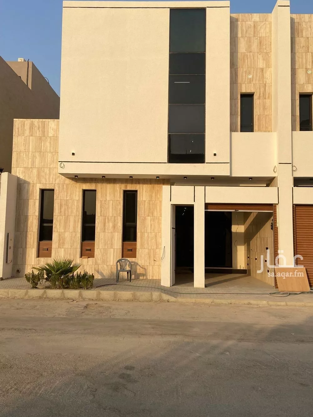 فيلا للبيع في شارع عبداللطيف بن المبارك, حي المهدية, مدينة الرياض, منطقة الرياض 1 صورة