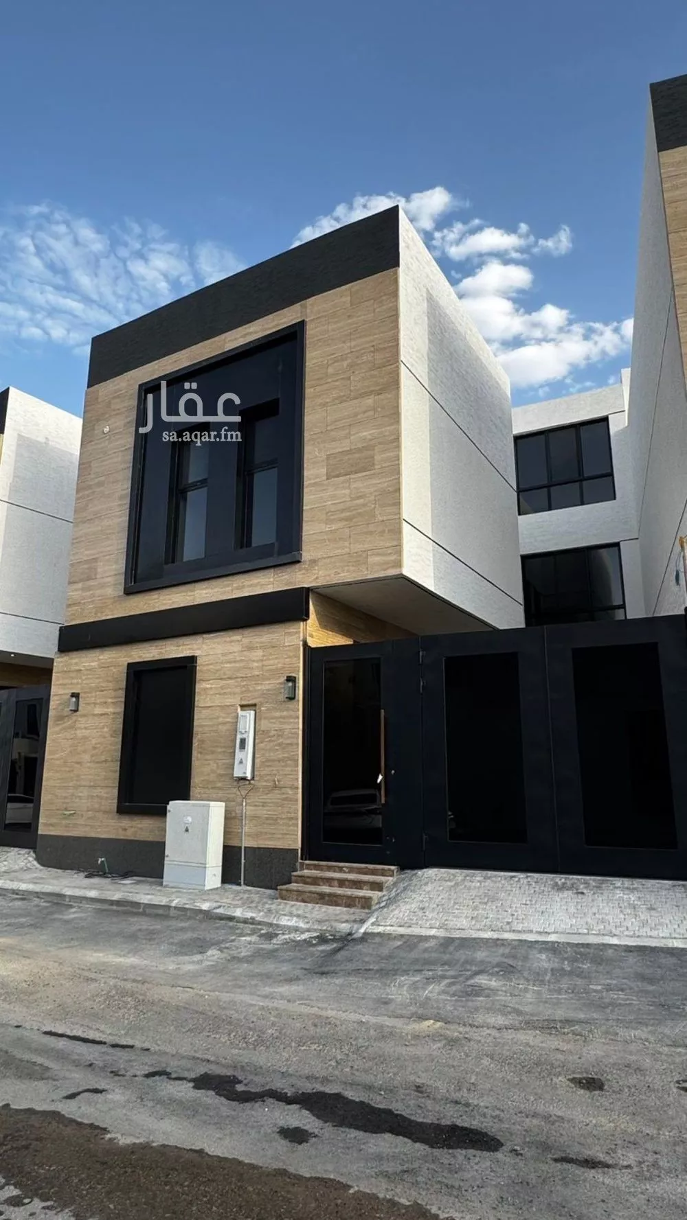 فيلا للبيع في شارع محمد بن أبي بكر القيم, حي المهدية, مدينة الرياض, منطقة الرياض 1 صورة