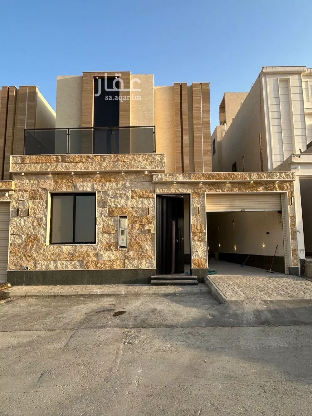 فيلا للبيع في شارع محمد بن أبي بكر القيم, حي المهدية, مدينة الرياض, منطقة الرياض 1 صورة