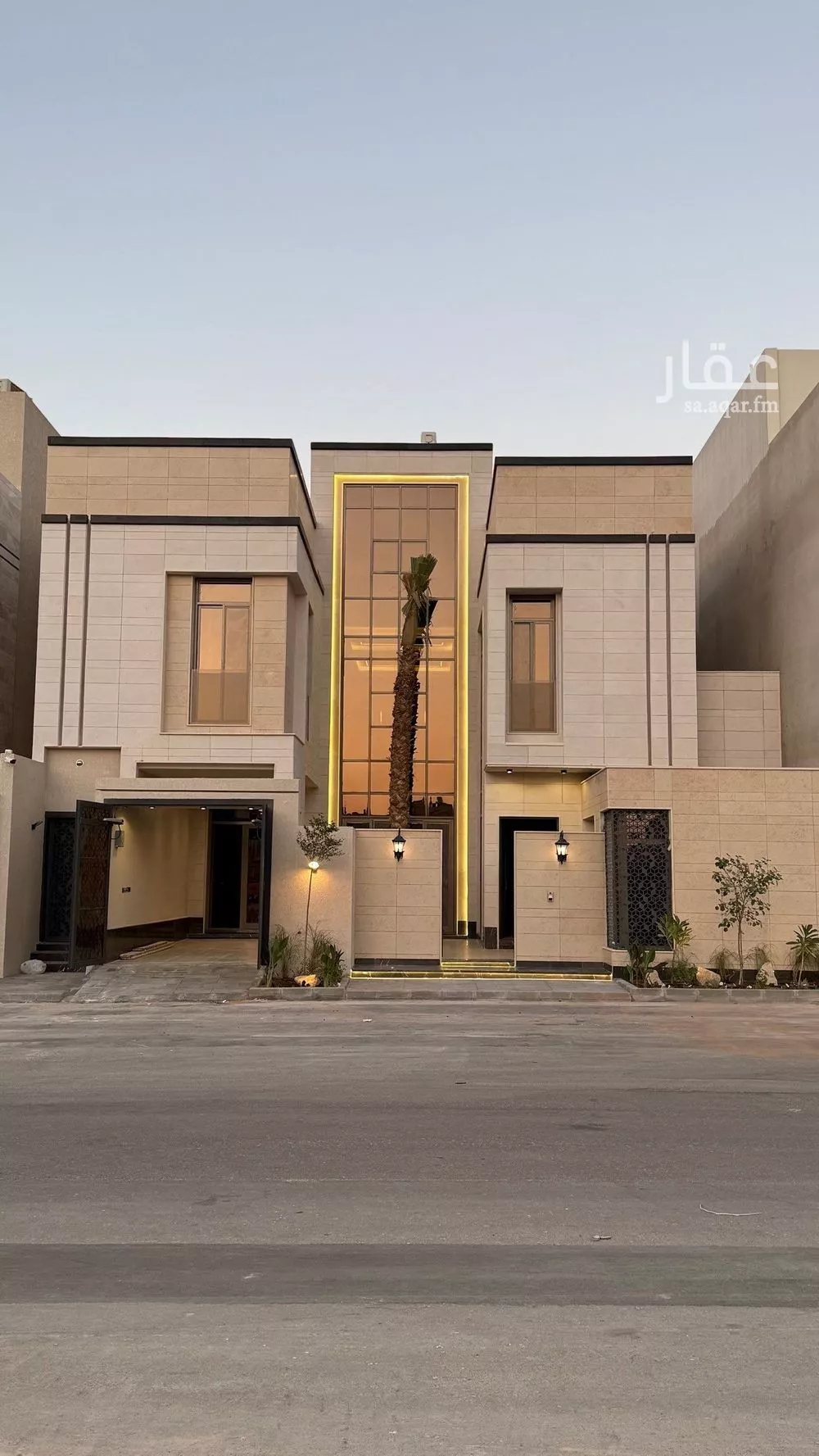 فيلا للبيع في شارع محمد بن أبي بكر القيم, حي المهدية, مدينة الرياض, منطقة الرياض 1 صورة