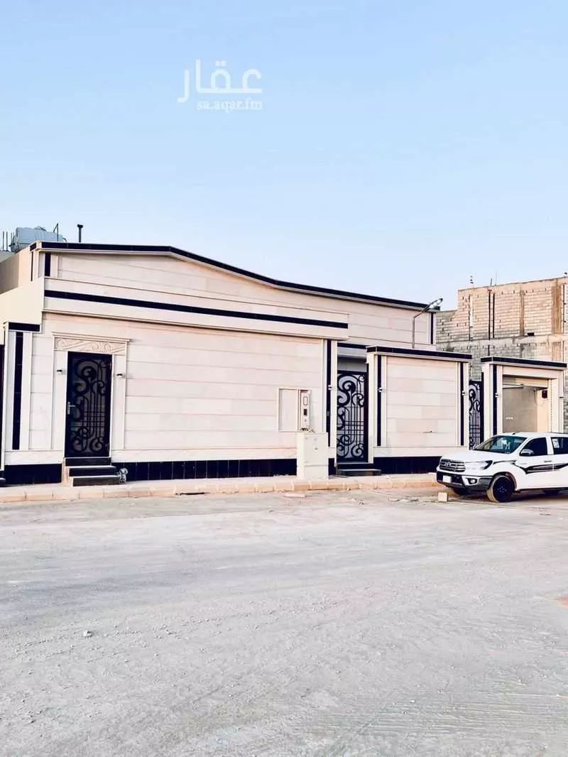 دور للبيع في شارع محمد بن لبابة, حي المهدية, مدينة الرياض, منطقة الرياض 1 صورة