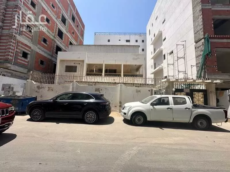 فيلا للبيع في شارع محمد صالح ابو زناد, حي الروضة, مدينة جدة, منطقة مكة المكرمة 1 صورة