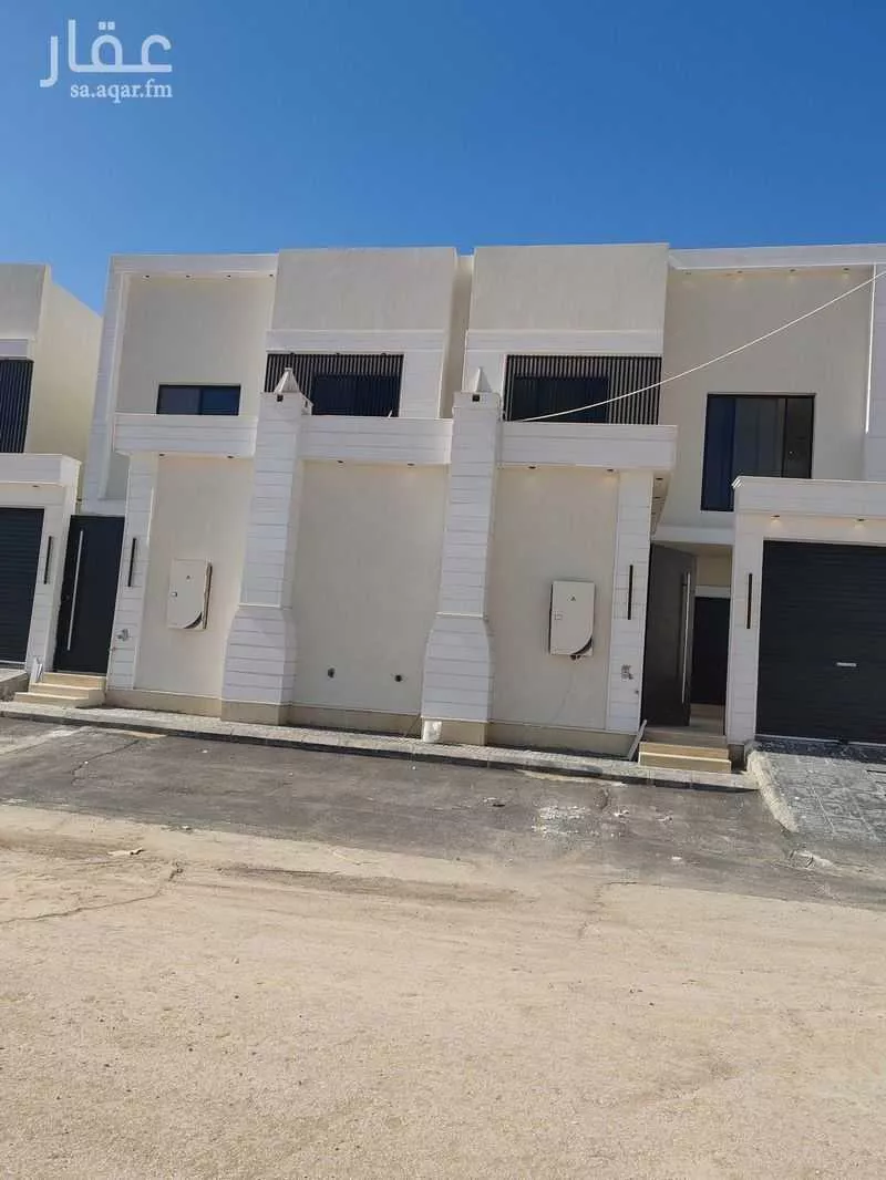 فيلا للبيع في شارع العزم ، حي بدر ، الرياض ، منطقة الرياض 1 صورة