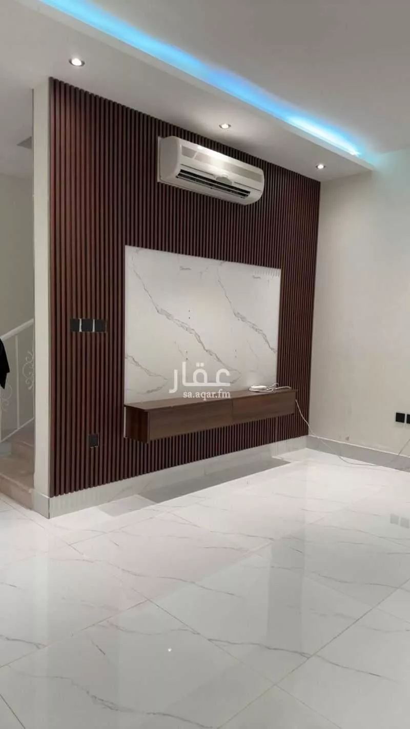 فيلا للإيجار في شارع احمد علي اسد الله, حي العارض, مدينة الرياض, منطقة الرياض 1 صورة