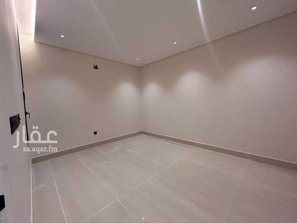 فيلا للبيع في شارع المطر, حي طويق, مدينة الرياض, منطقة الرياض 1 صورة