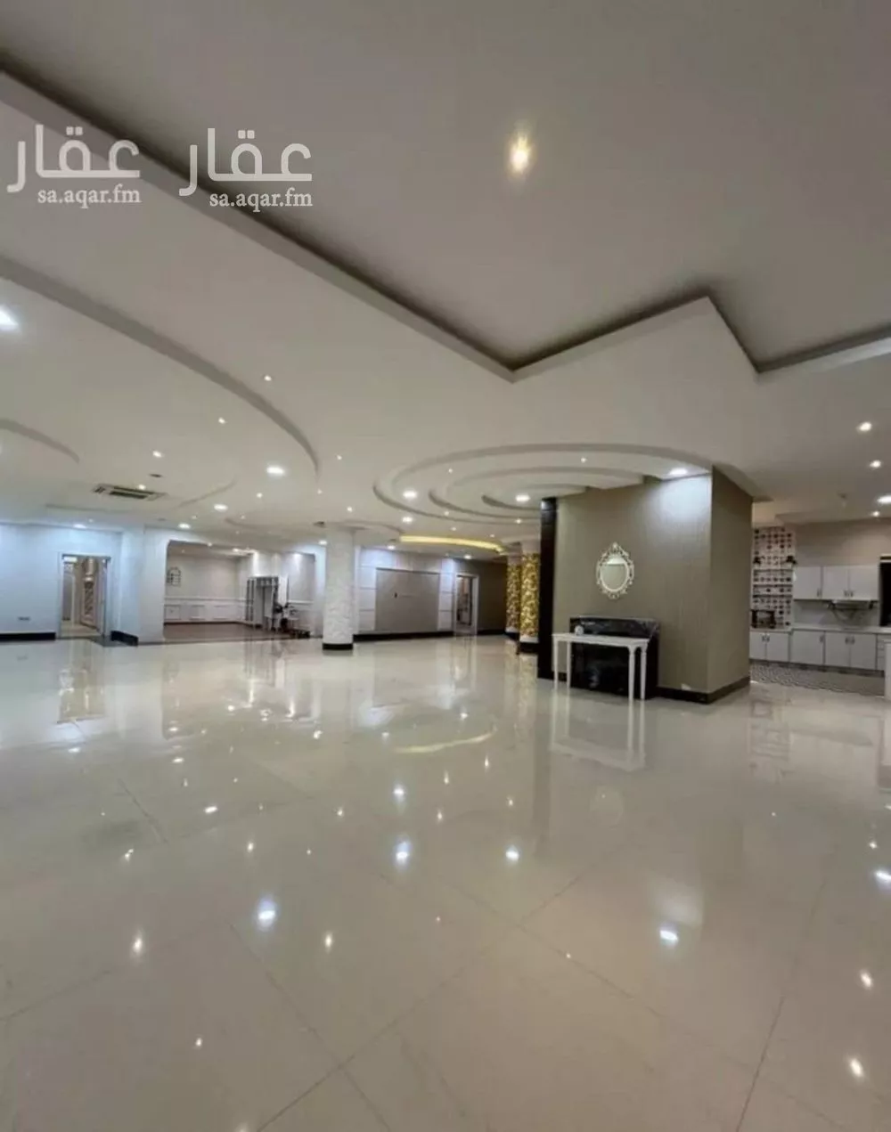 فيلا للبيع في شارع الشيخ حسن بن حسين بن علي, حي الحمراء, مدينة الرياض, منطقة الرياض 1 صورة