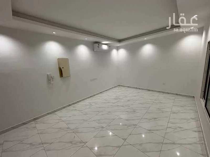 فيلا للإيجار في شارع وادي الازرق, حي النورس, مدينة الدمام, المنطقة الشرقية 1 صورة