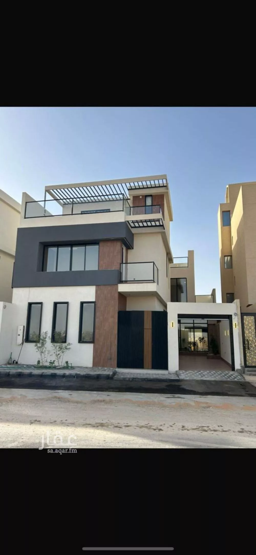 فيلا للبيع في شارع أحمد بن عمر التنبكتي, حي المهدية, مدينة الرياض, منطقة الرياض 1 صورة