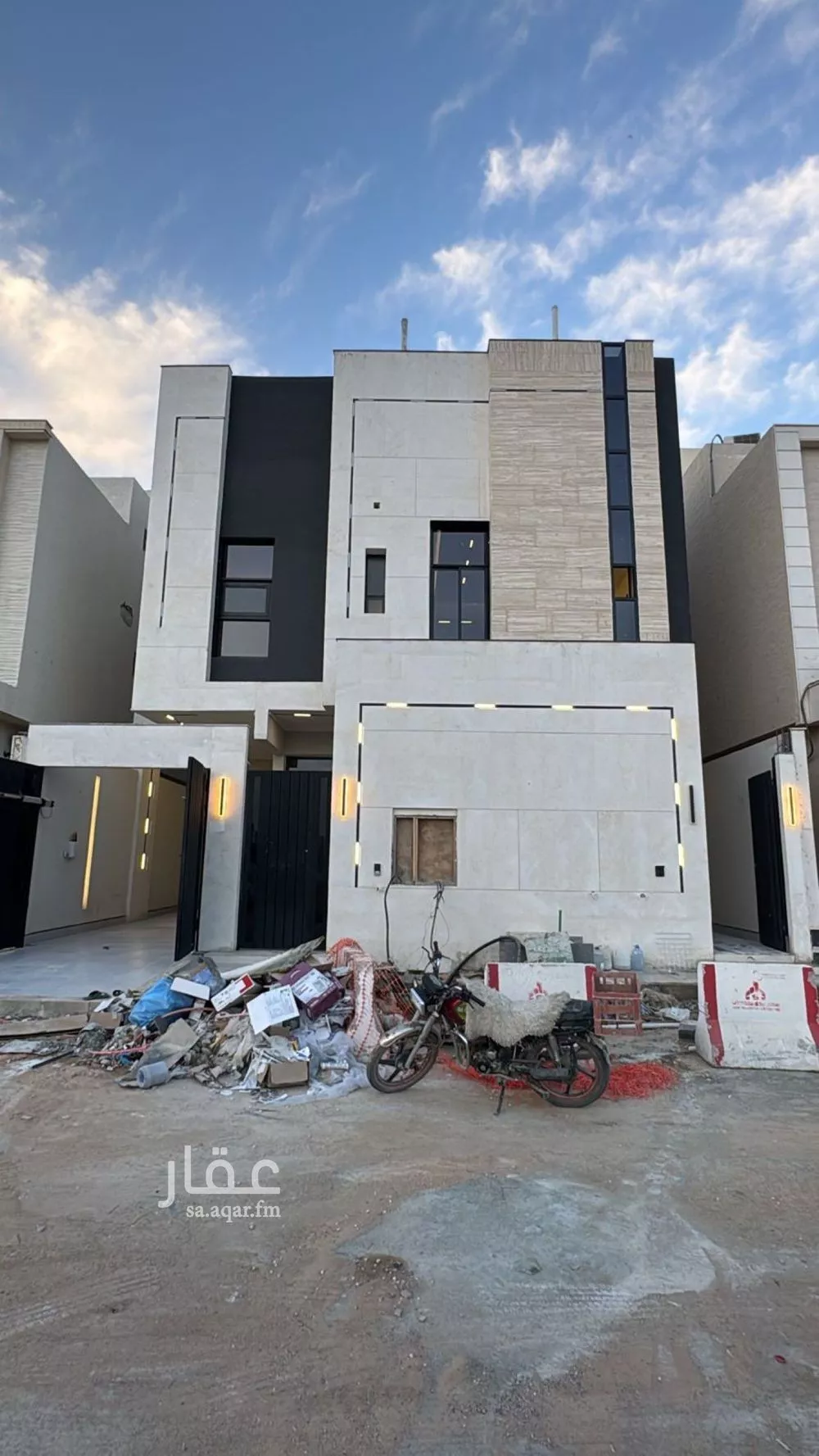 فيلا للبيع في شارع حامد عطا, حي البيان, مدينة الرياض, منطقة الرياض 1 صورة