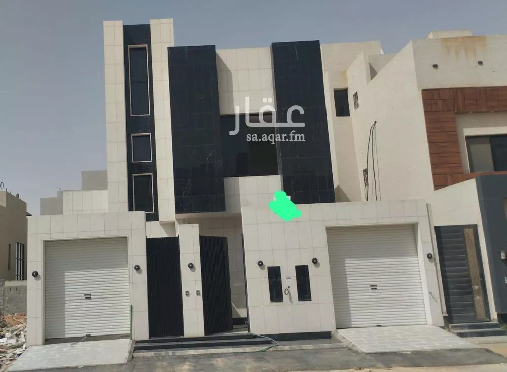 دور للبيع في شارع حسين الجزيري, حي الرمال, مدينة الرياض, منطقة الرياض 1 صورة