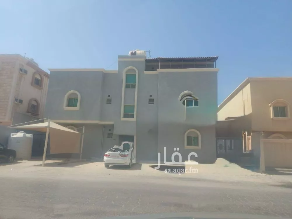 شقة للبيع في شارع شارع كعب بن مالك, حي الحمراء, مدينة الجبيل, المنطقة الشرقية 1 صورة