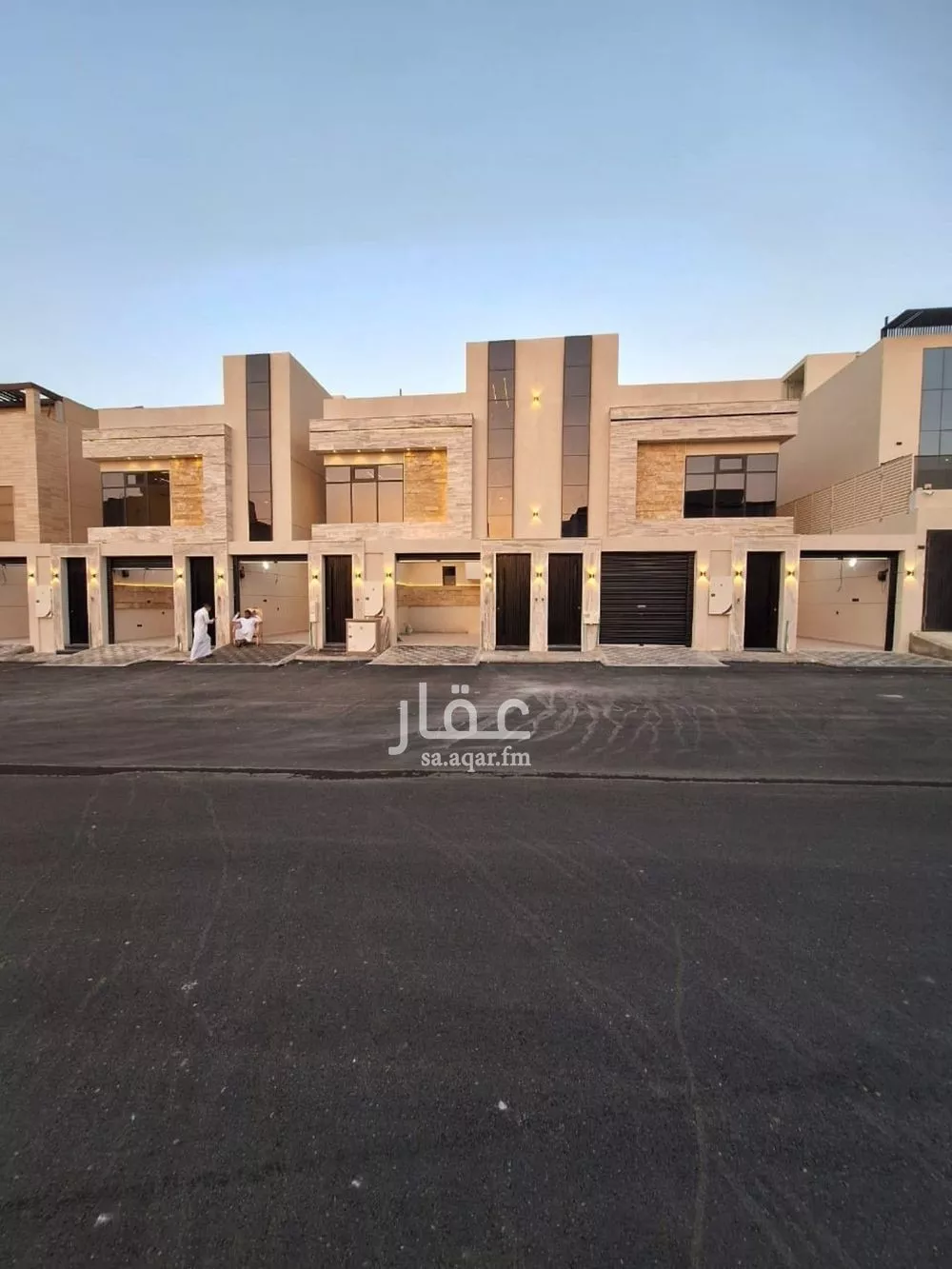 دور للبيع في شارع أحمد بن محمد الغزي, حي العوالي, مدينة الرياض, منطقة الرياض 1 صورة