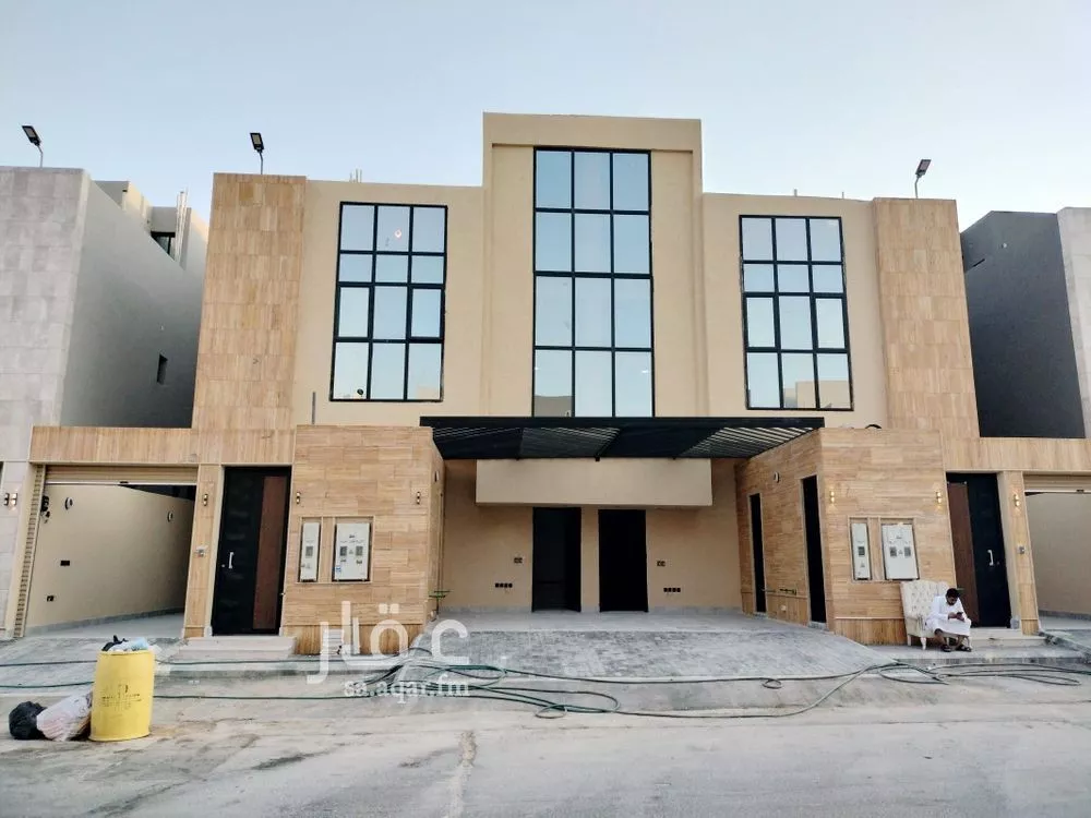دور للبيع في شارع محمد الشلي, حي بدر, مدينة الرياض, منطقة الرياض 1 صورة
