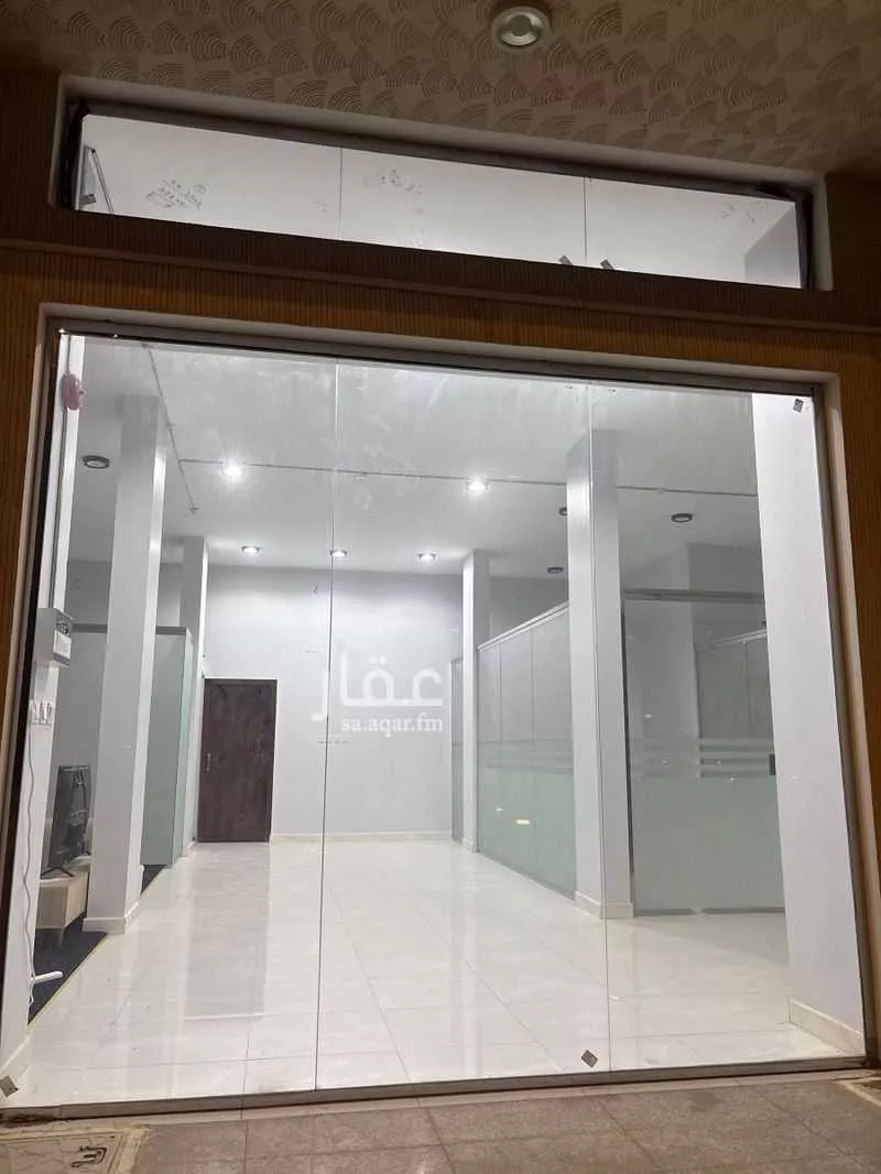 محل للإيجار في شارع ابي القاسم الحسيني ، حي النور ، خميس مشيط ، خميس مشيط 1 صورة