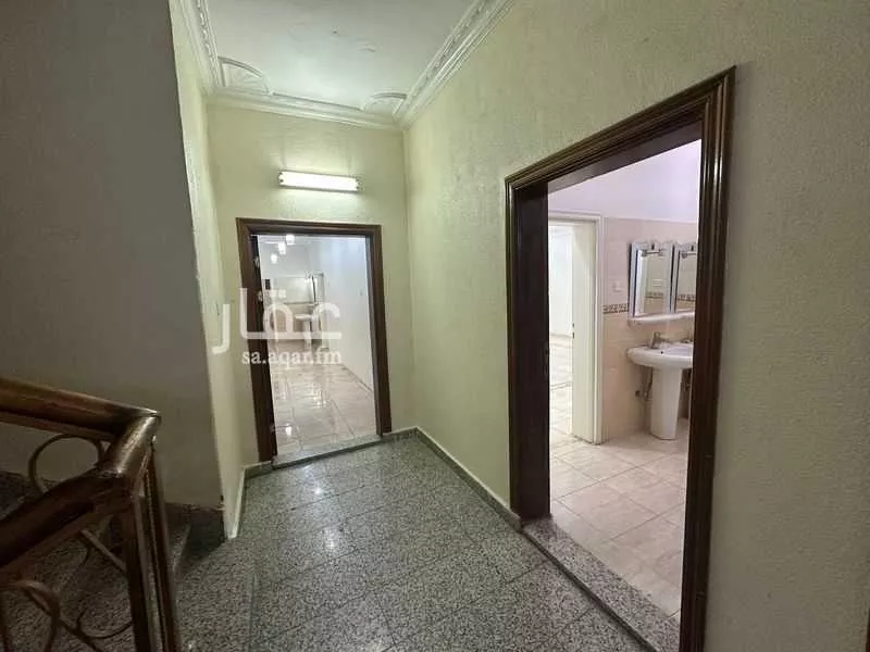 شقة للإيجار في شارع حوش بن مسلم الثقفي, حي العريض, مدينة المدينه المنوره, منطقة المدينة المنورة 1 صورة